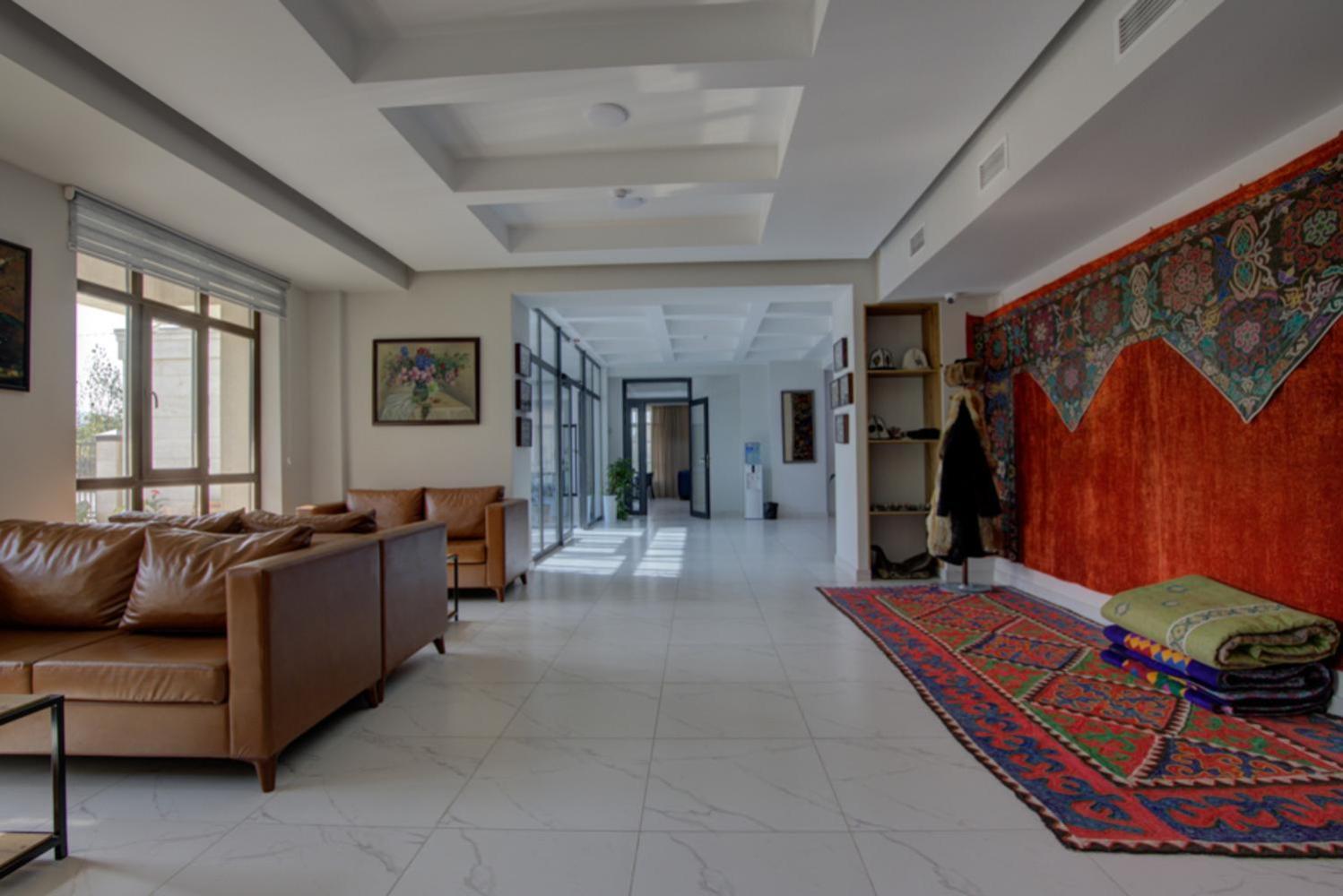 Aisha Hotel بيشكيك المظهر الخارجي الصورة